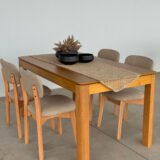 JUEGO COMEDOR MESA LACAR 1.60 + 4 SILLAS EYRA PERGAMINO MUEBLES